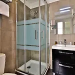 Le G Hotel